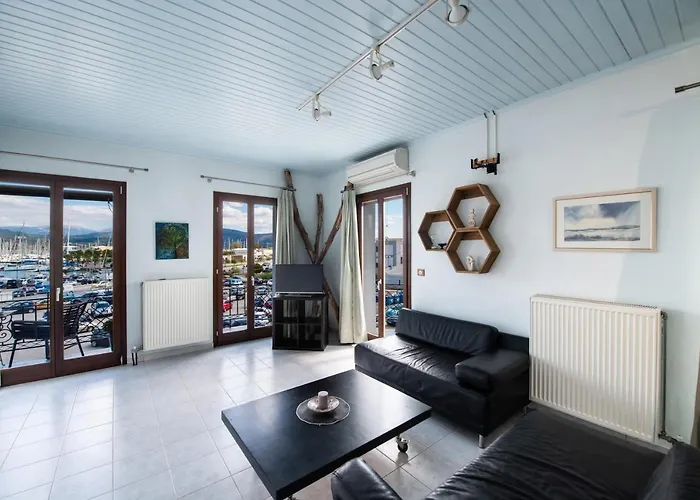 Lefkasloft * Lefkáda